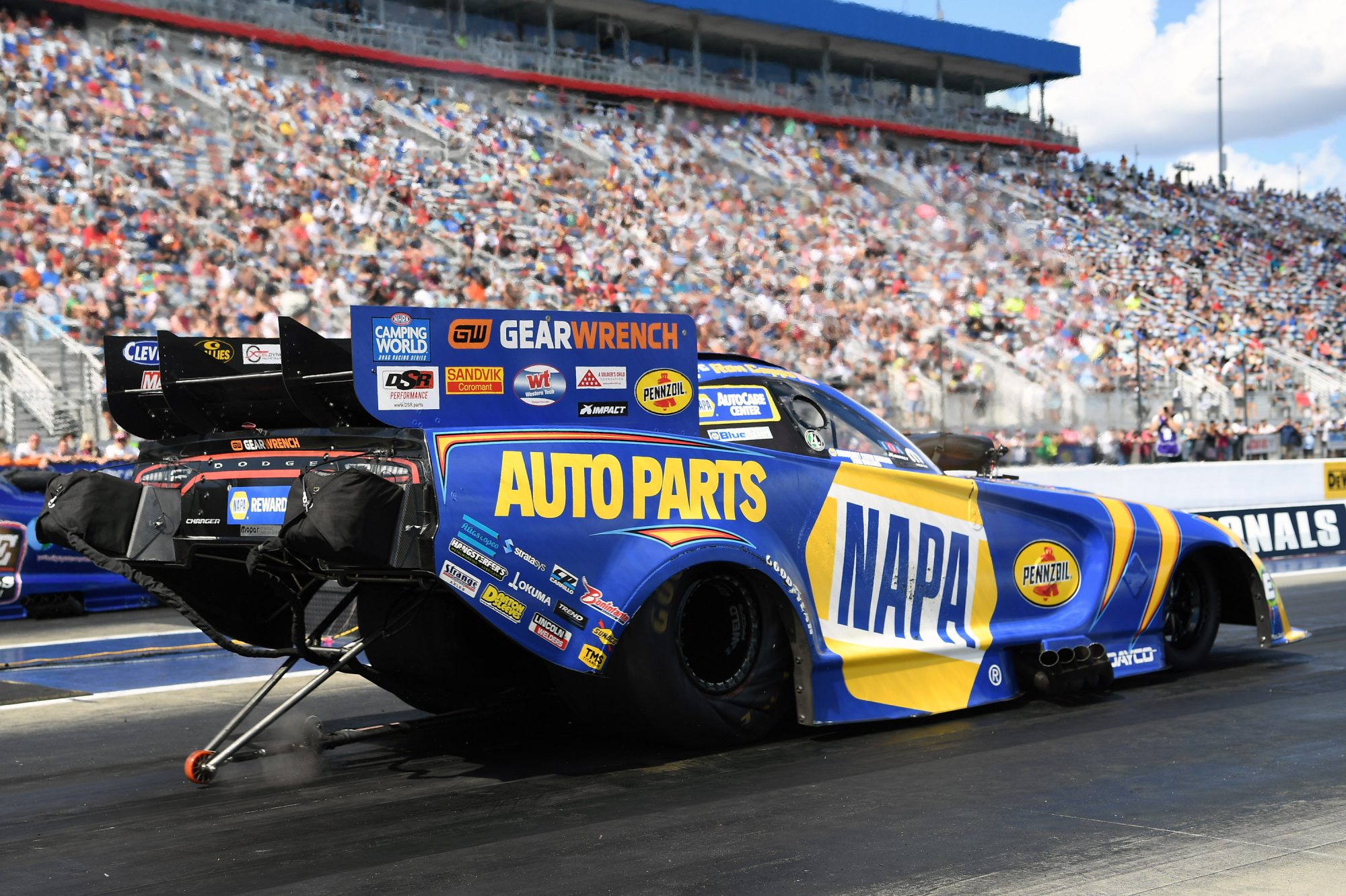 Ron Capps drag racing