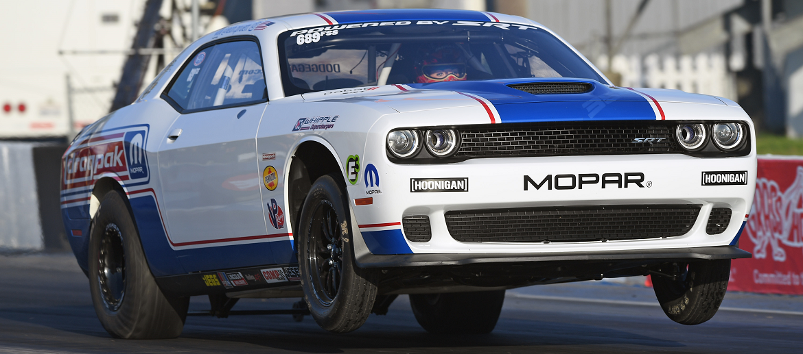 dodge challenger mopar drag pak launch