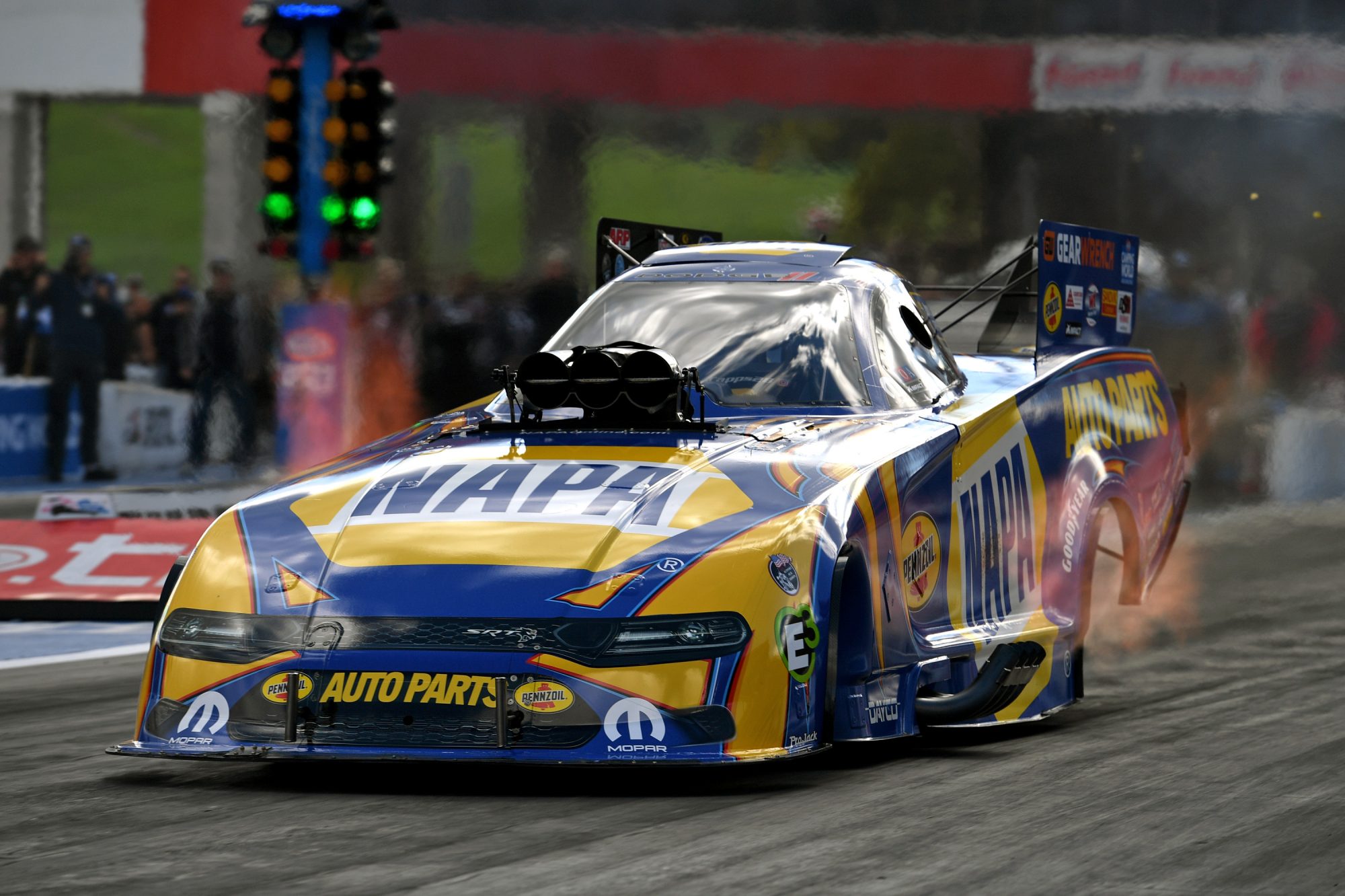 Ron Capps drag racing