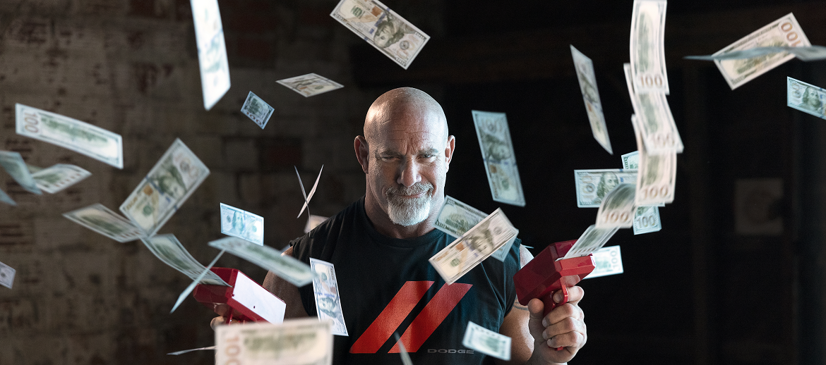 Bill Goldberg throwing money