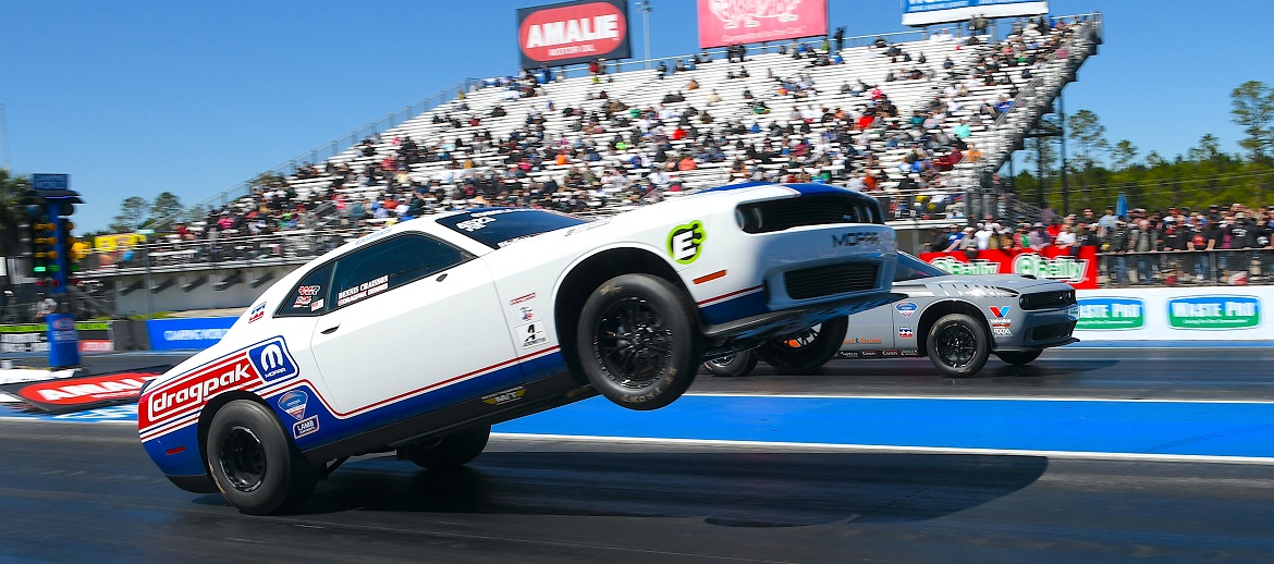 Drag Paks Reach New Heights At The NHRA Gatornationals!