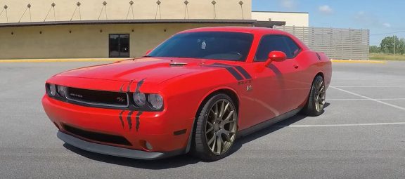 Lowered Dodge Challenger R/T