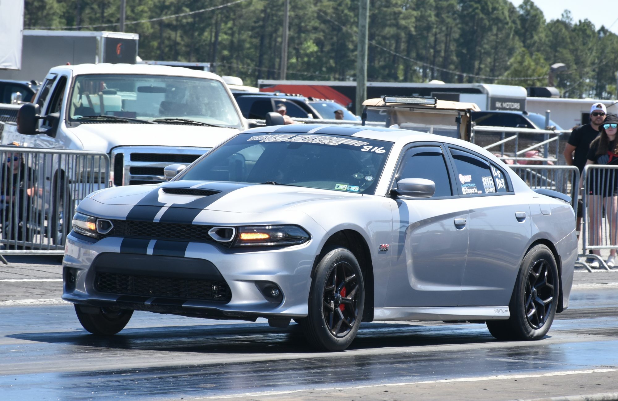 car drag racing