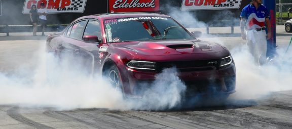 Screaming Hellcats And Smoking Tires &#8211; NMCA Takes Over Norwalk!
