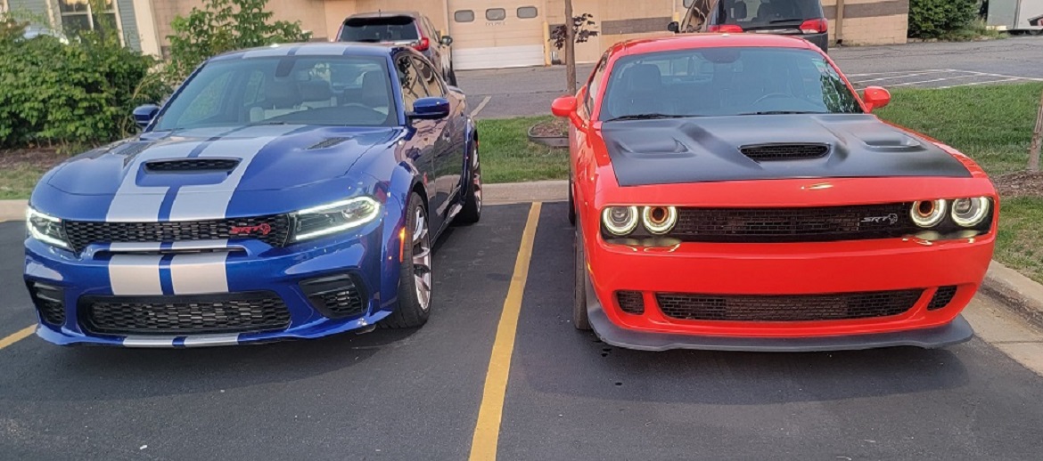 Family Dream Cruising with 1514 of Dodge SRT<sup>®</sup>  Hellcat Horsepower