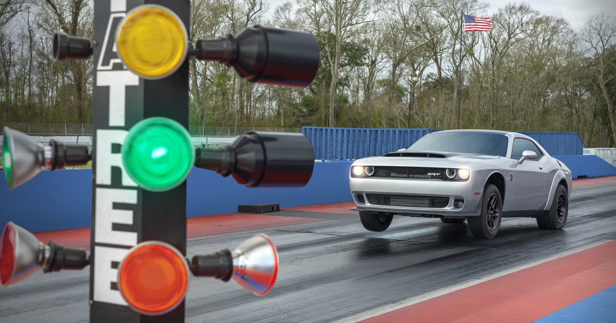 The Most Powerful Muscle Car in The World 1,025 Horsepower Dodge