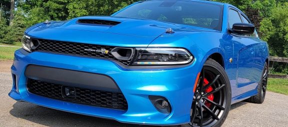 2023 Dodge Charger Super Bee: Daily Driving the Drag Strip Sedan