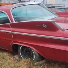Rare 1960 Dodge Matador Yard Find Awaits Restoration: A Unique One-Year Gem Seeking a New Owner